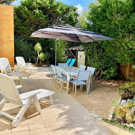 Very Comfortable House Steps From The With Garden And Terrace