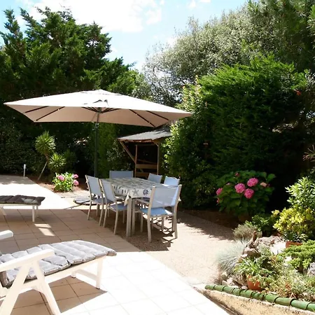 度假居 Very Comfortable House Steps From The With Garden And Terrace *
